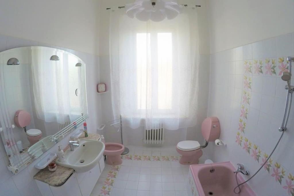 Gabry'S Home Three-Bedroom Big Apartment Near City Center & Train Station To Pisa And Florence & Ferries To Sardegna Corsica Ливорно Экстерьер фото