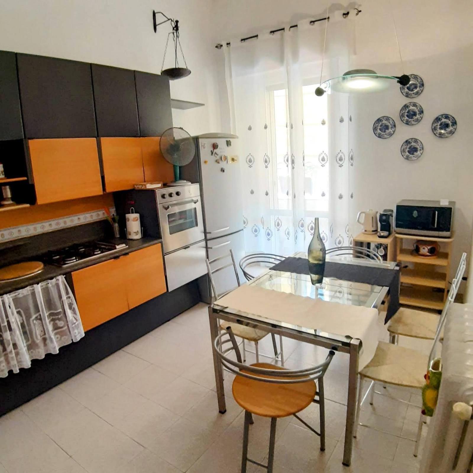 Gabry'S Home Three-Bedroom Big Apartment Near City Center & Train Station To Pisa And Florence & Ferries To Sardegna Corsica Ливорно Экстерьер фото